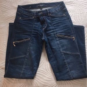 WHBM Skinny Ankle jeans, size 6
